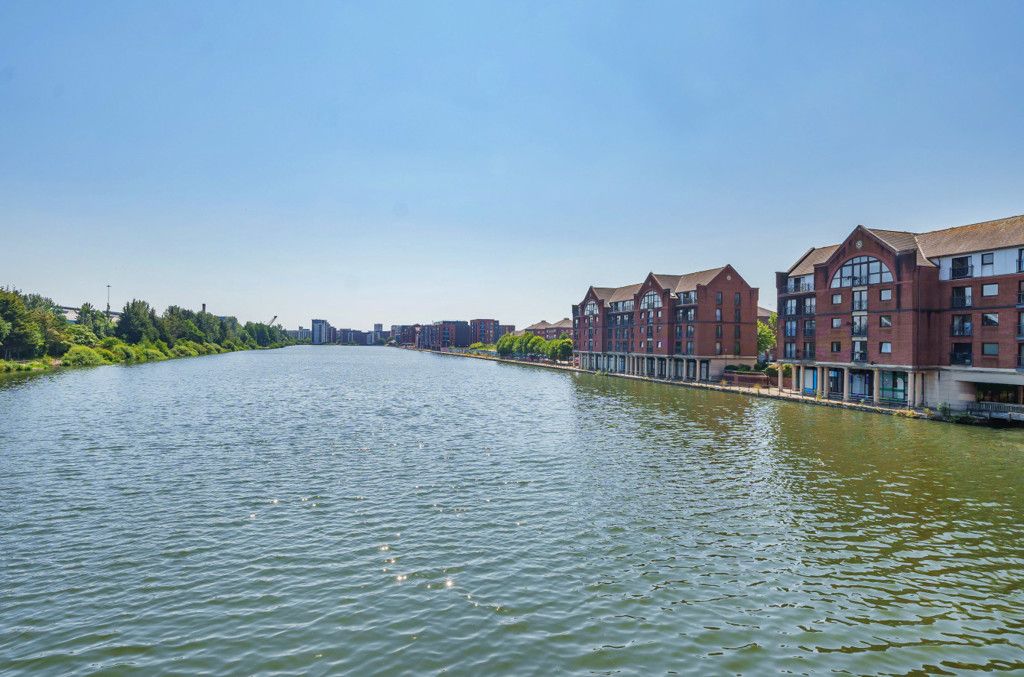 2 bed flat for sale in Anson Court, Atlantic Wharf, Cardiff Bay CF10, £215,000