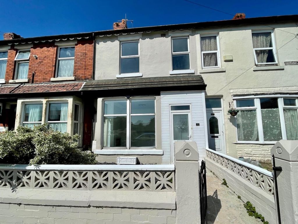 3 bed property for sale in Eccleston Road, Blackpool FY1, £125,000