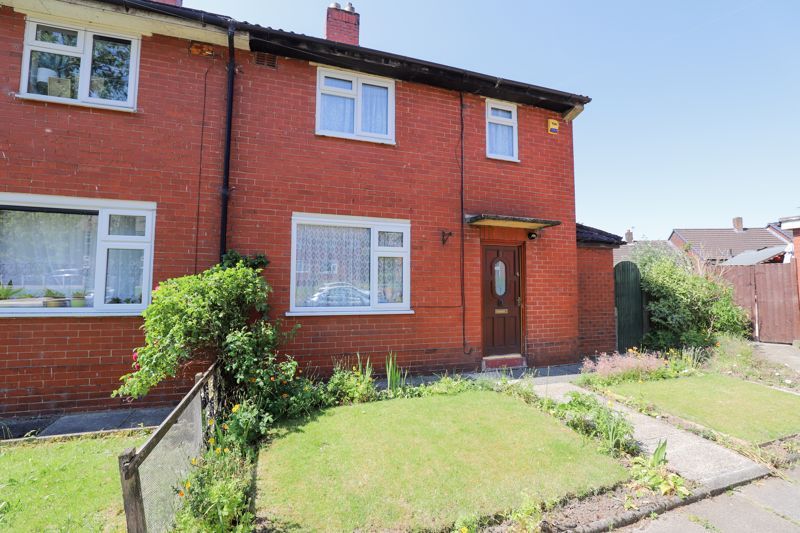 2 bed semi-detached house for sale in Thorn View, Bury BL9, £145,000