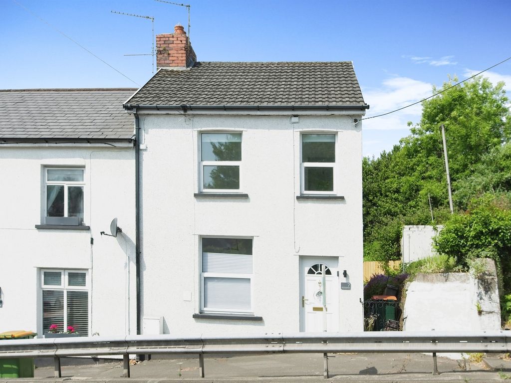 2 bed end terrace house for sale in Pontymason Lane, Rogerstone, Newport NP10, £170,000