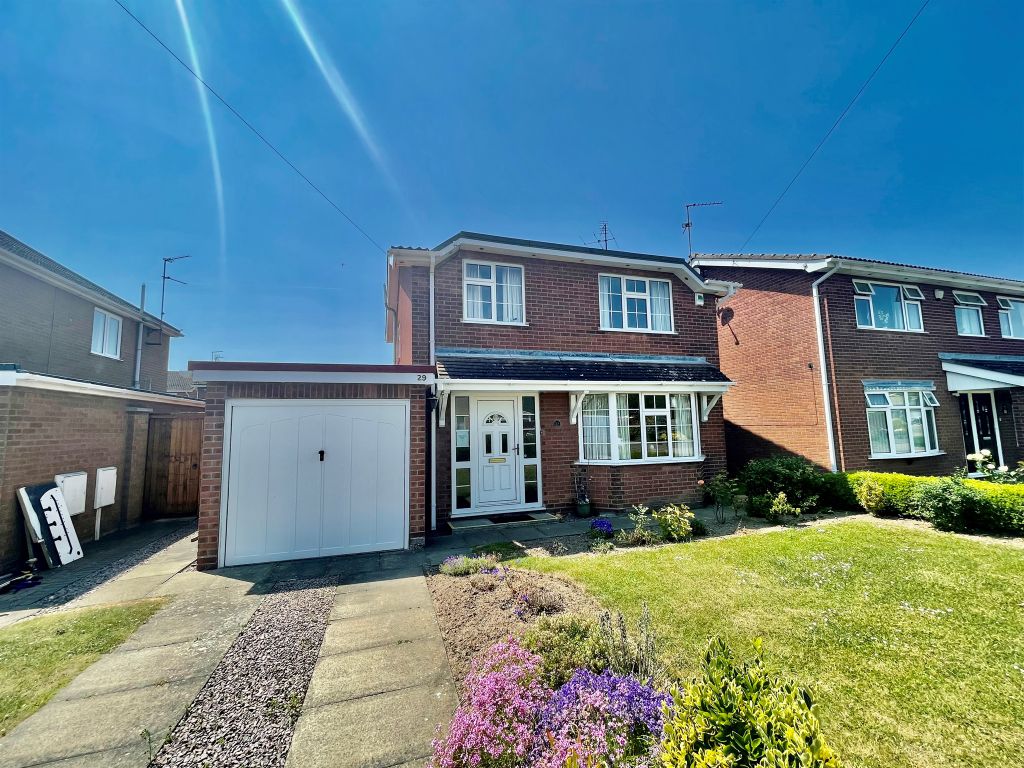 3 bed detached house for sale in Park Close, Spalding PE11, £260,000