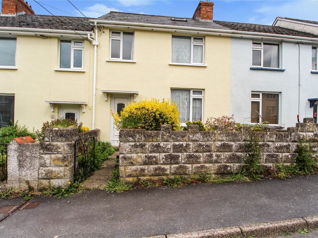 3 bed terraced house for sale in Orchard Road, Barnstaple EX32, £180,000