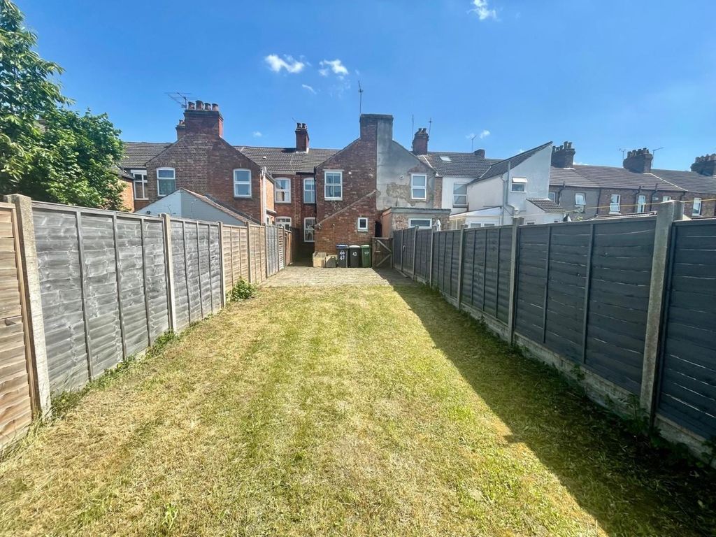 2 bed terraced house for sale in Pinfold Street, New Bilton, New Bilton CV21, £185,000