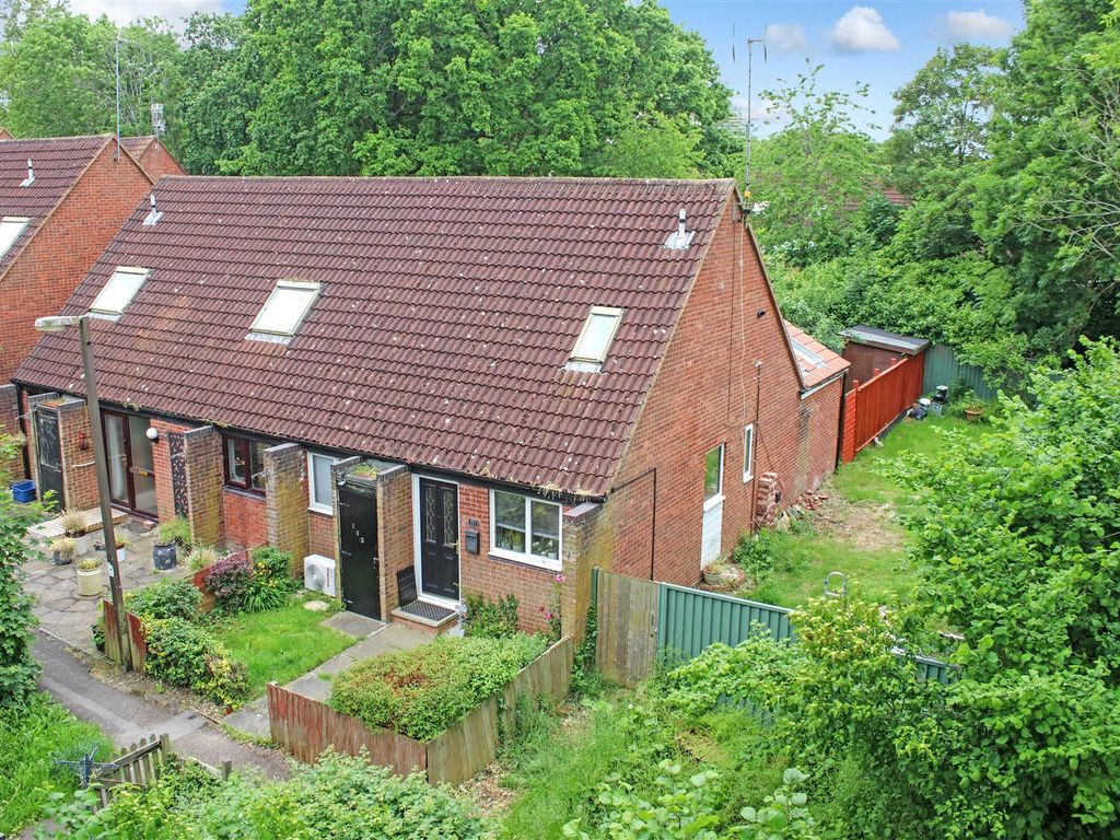 3 bed semi-detached house for sale in Langcliffe Drive, Heelands, Milton Keynes MK13, £280,000