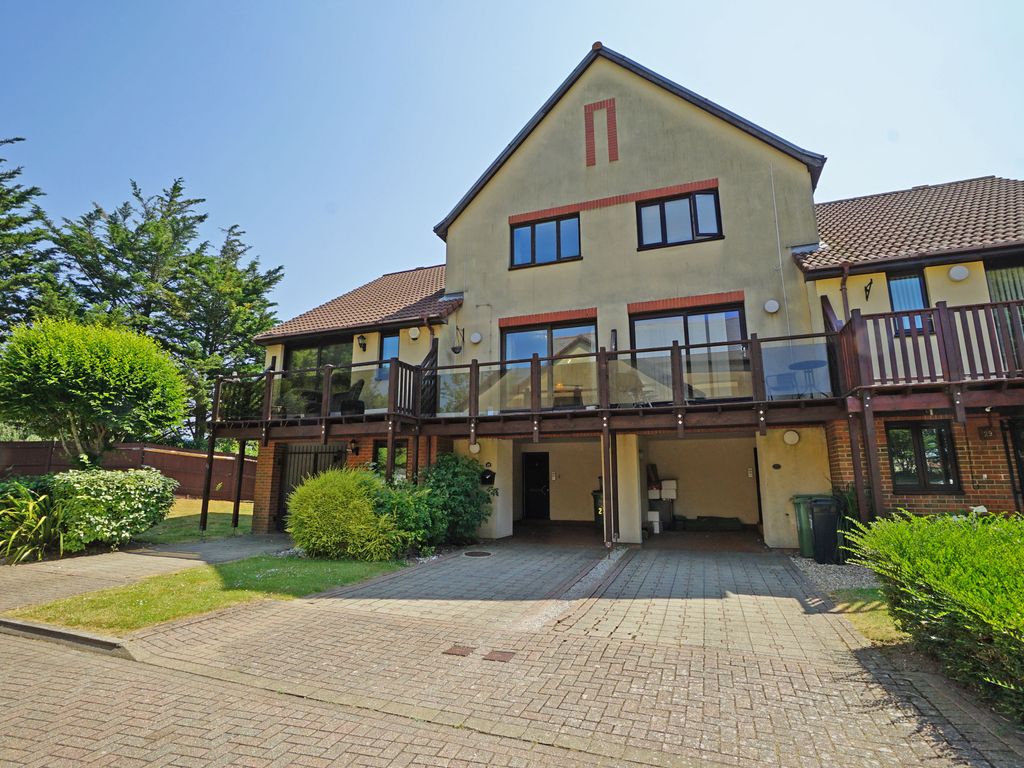 3 bed town house for sale in Coverack Way, Port Solent, Portsmouth PO6, £335,000