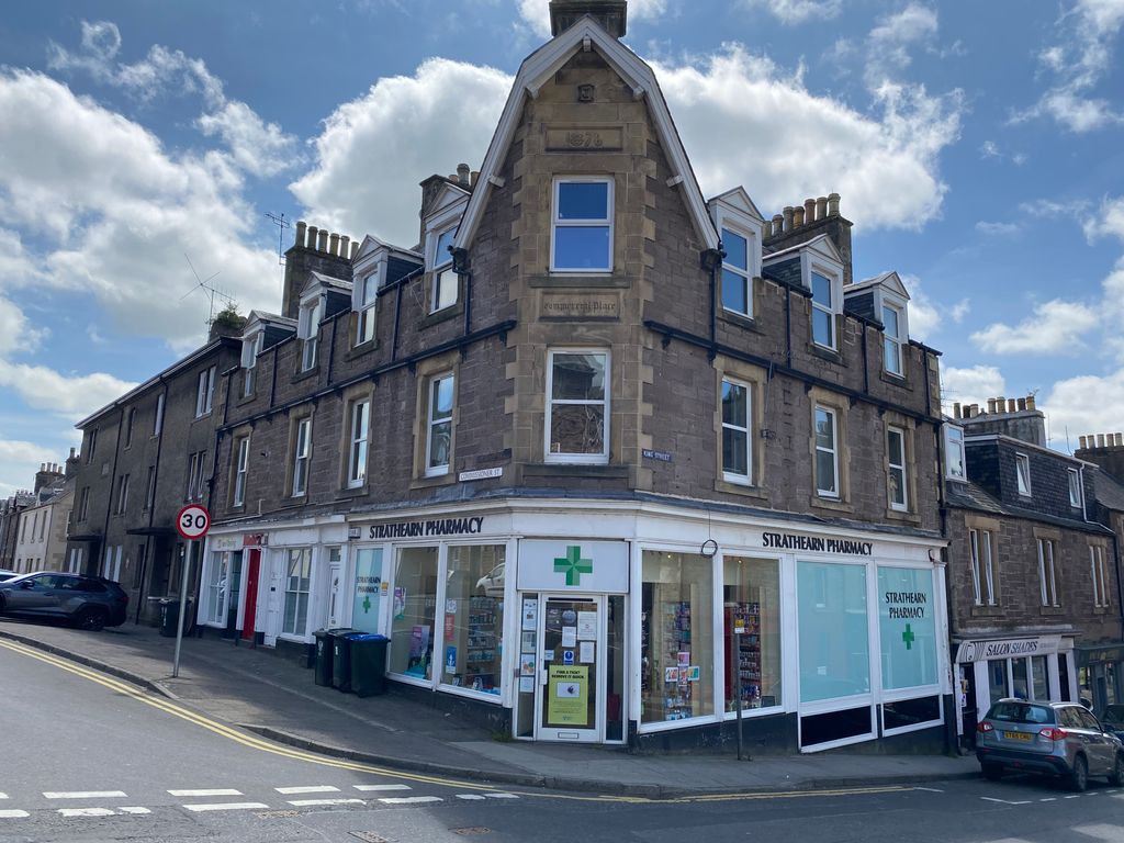 2 bed flat for sale in Smiddy Lane, Commissioner Street, Crieff PH7, £115,000