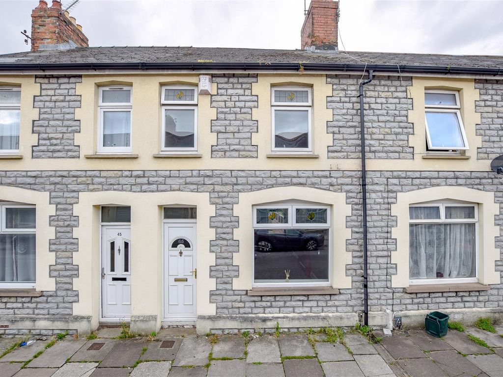 2 bed terraced house for sale in Coronation Street, Barry CF63, £154,950