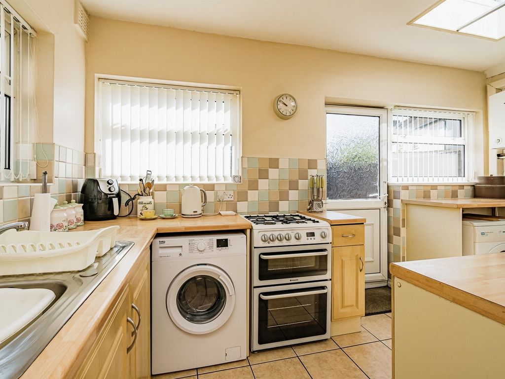 3 bed terraced house for sale in Saltwells Road, Netherton, Dudley DY2, £190,000