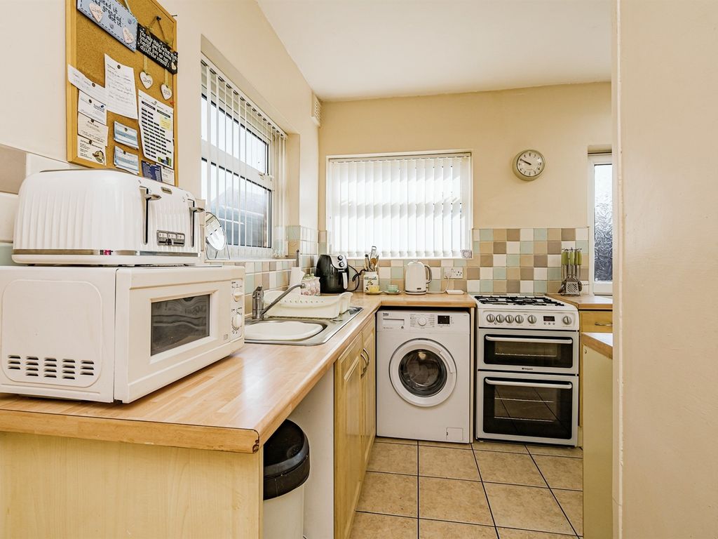 3 bed terraced house for sale in Saltwells Road, Netherton, Dudley DY2, £190,000