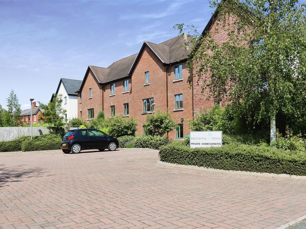 1 bed flat for sale in Jebb Court, Dairy Grove, Ellesmere SY12, £145,000