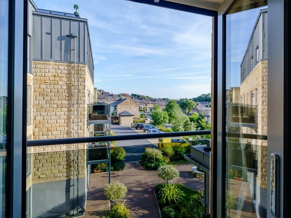 1 bed flat for sale in Greaves Road, Lancaster, Lancashire LA1, £99,500