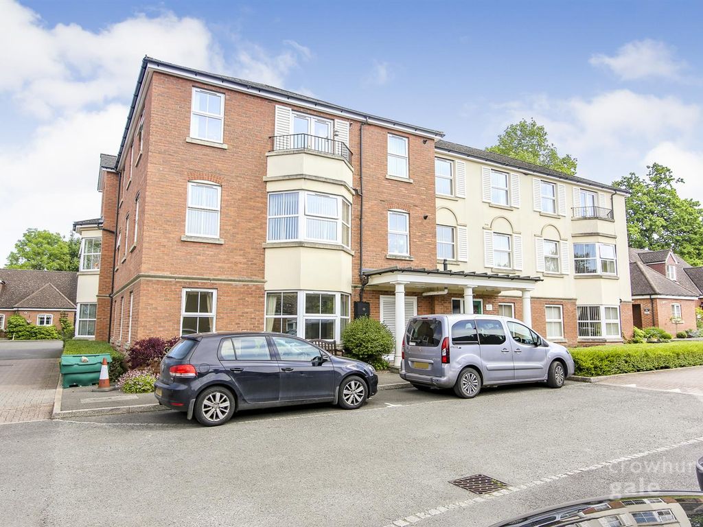 2 bed flat for sale in Sorrel House, Lime Tree Village, Rugby CV22, £200,000