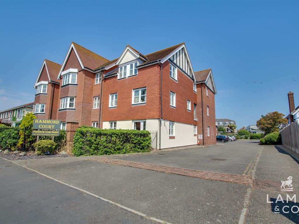 2 bed flat for sale in Connaught Avenue, Frinton-On-Sea CO13, £155,000