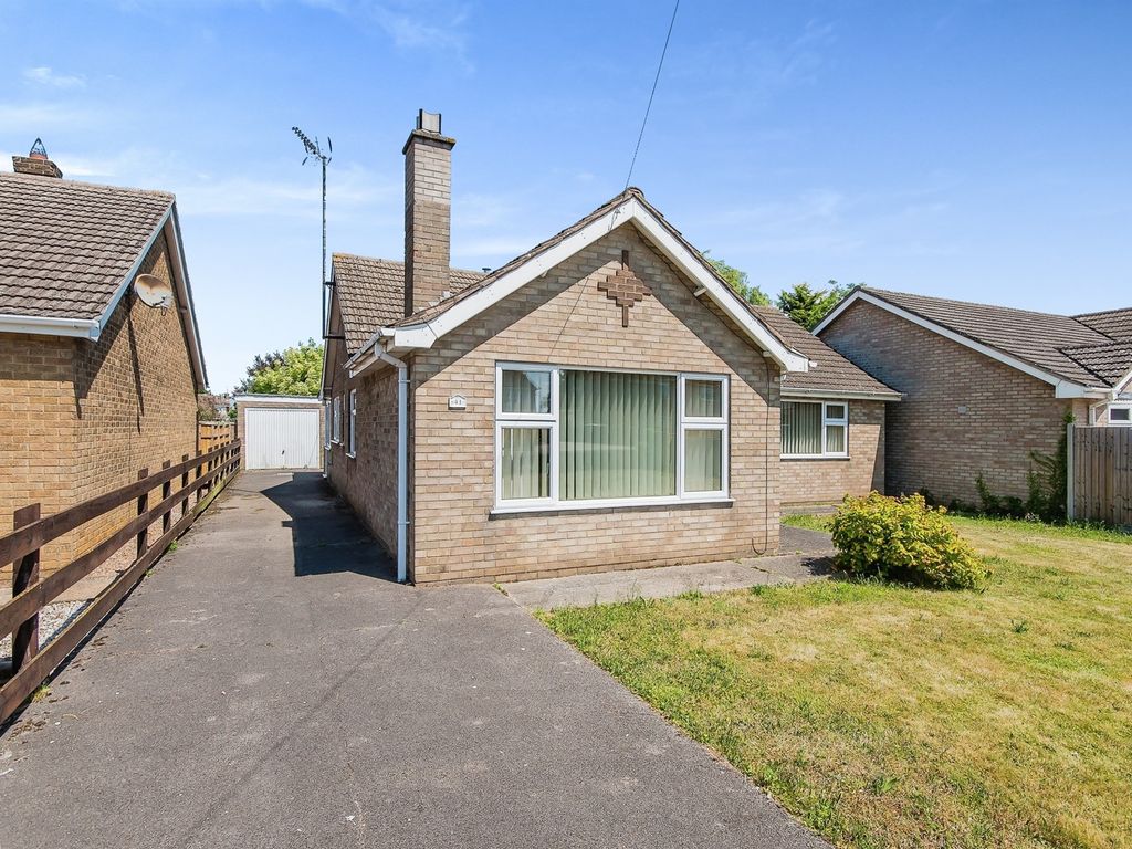 3 bed detached bungalow for sale in School Road, West Walton, Wisbech PE14, £260,000