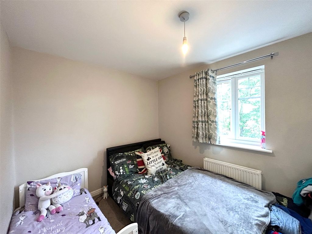 2 bed flat for sale in Pump Place, Old Stratford, Milton Keynes MK19, £195,000