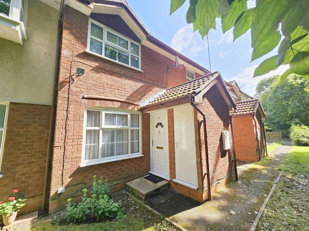 1 bed property for sale in Manea Close, Lower Earley, Reading RG6, £215,000