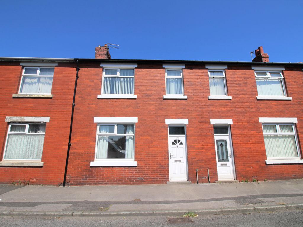3 bed terraced house for sale in Brook Street, Fulwood PR2, £154,500