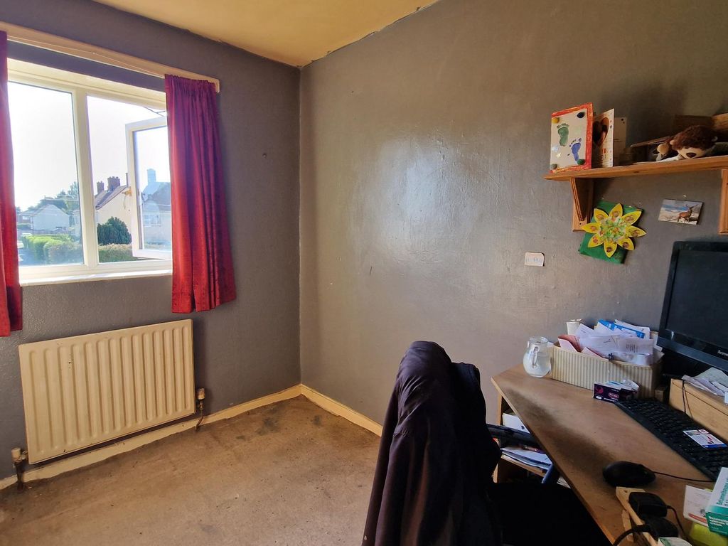 4 bed terraced house for sale in Almond Walk, Sleaford NG34, £160,000