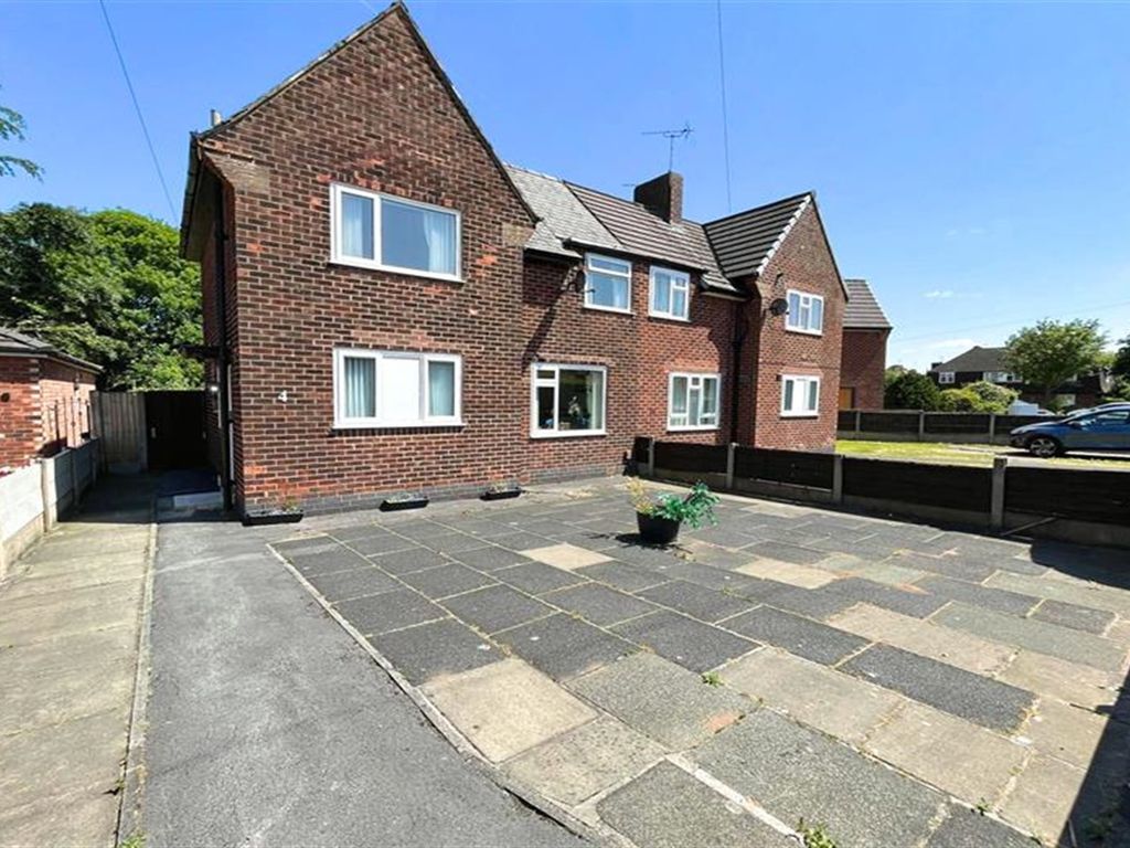 3 bed semi-detached house for sale in Brows Avenue, Wythenshawe, Manchester M23, £225,000