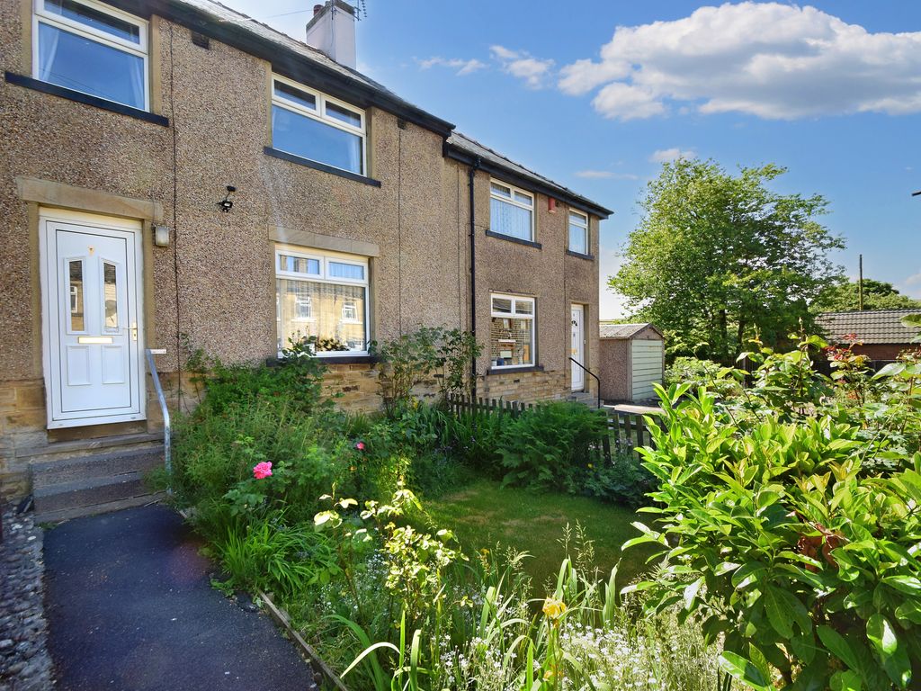 3 bed terraced house for sale in Fairfield, Denholme, Bradford, West Yorkshire BD13, £132,500