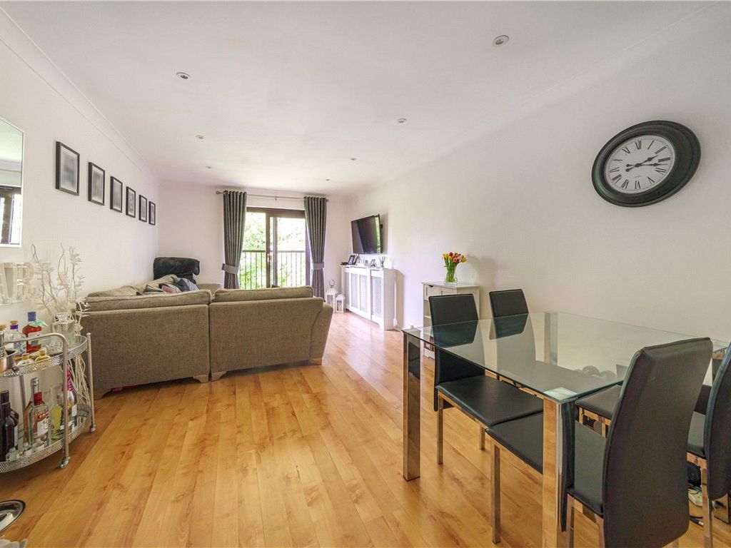 1 bed flat for sale in Brantwood Way, Orpington, Kent BR5, £230,000