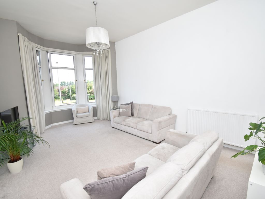 3 bed flat for sale in Flat 1/1, 1 Mcfarlane Street, Paisley, Renfrewshire PA3, £140,000