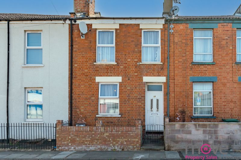 2 bed terraced house for sale in Hanover Street, Cheltenham GL50, £235,000