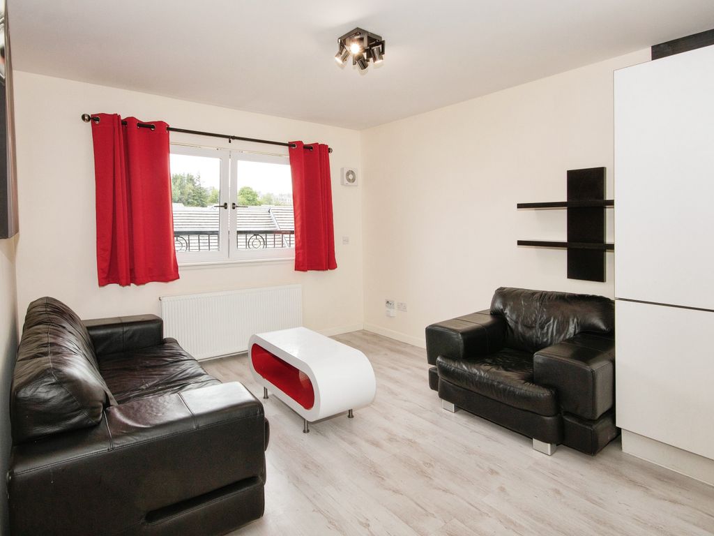 2 bed flat for sale in Goodhope Park, Aberdeen AB21, £105,000