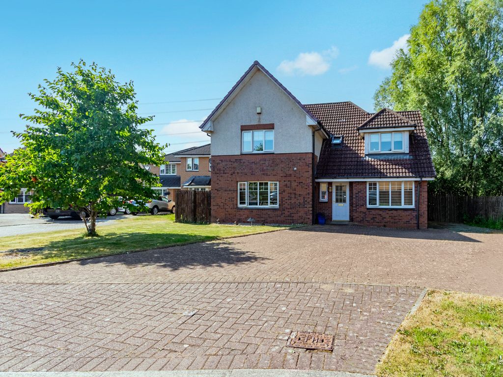 5 bed detached house for sale in North Calder Place, Broomhouse, Uddingston G71, £320,000