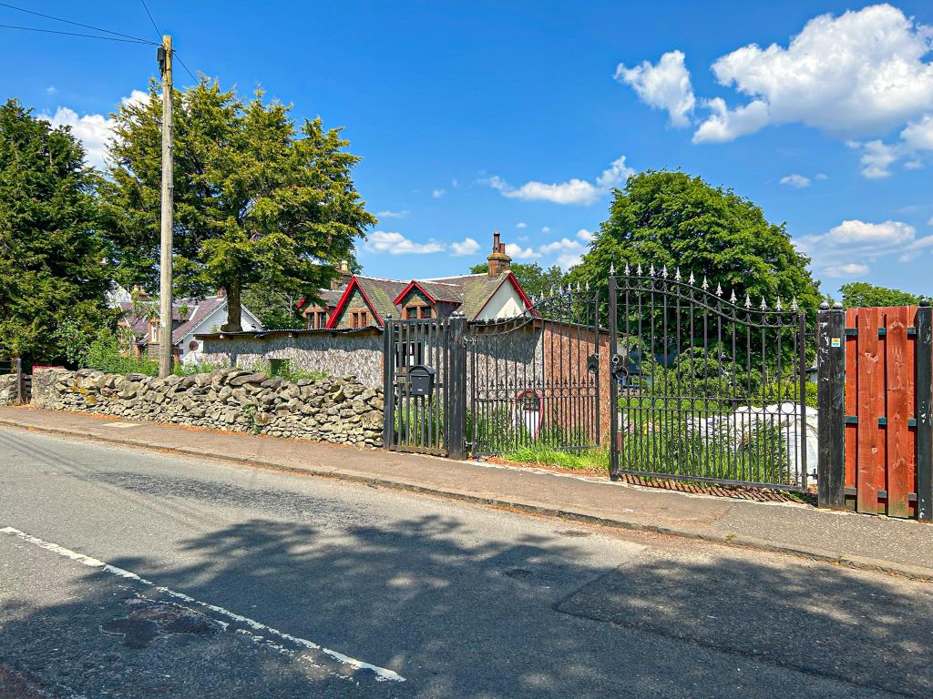 Land for sale in 77 Carlisle Road, Crawford ML12, £120,000