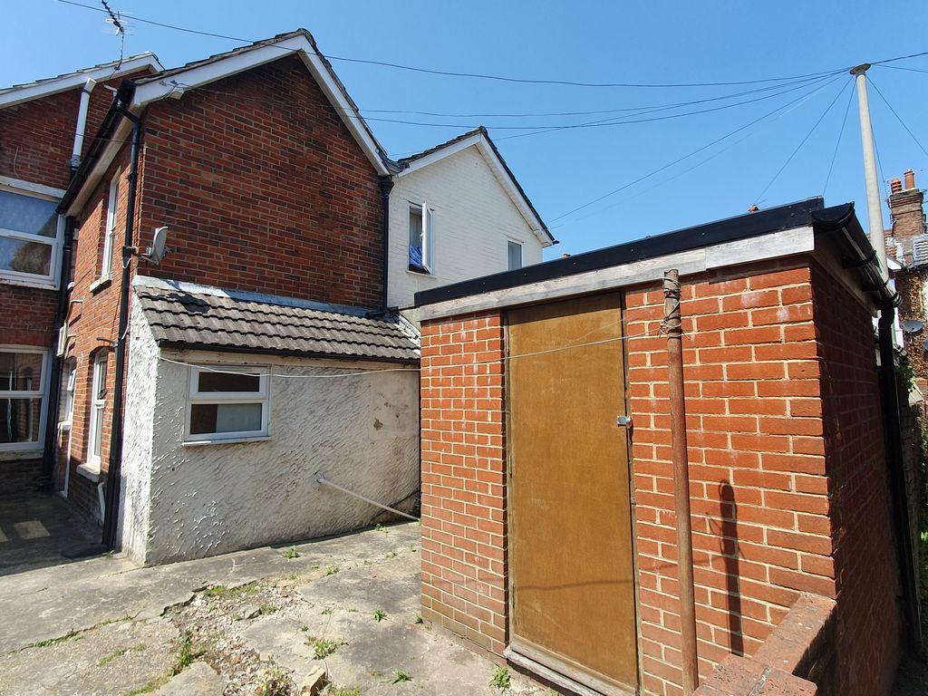 Block of flats for sale in Flatlets, Bournemouth BH1, £360,000