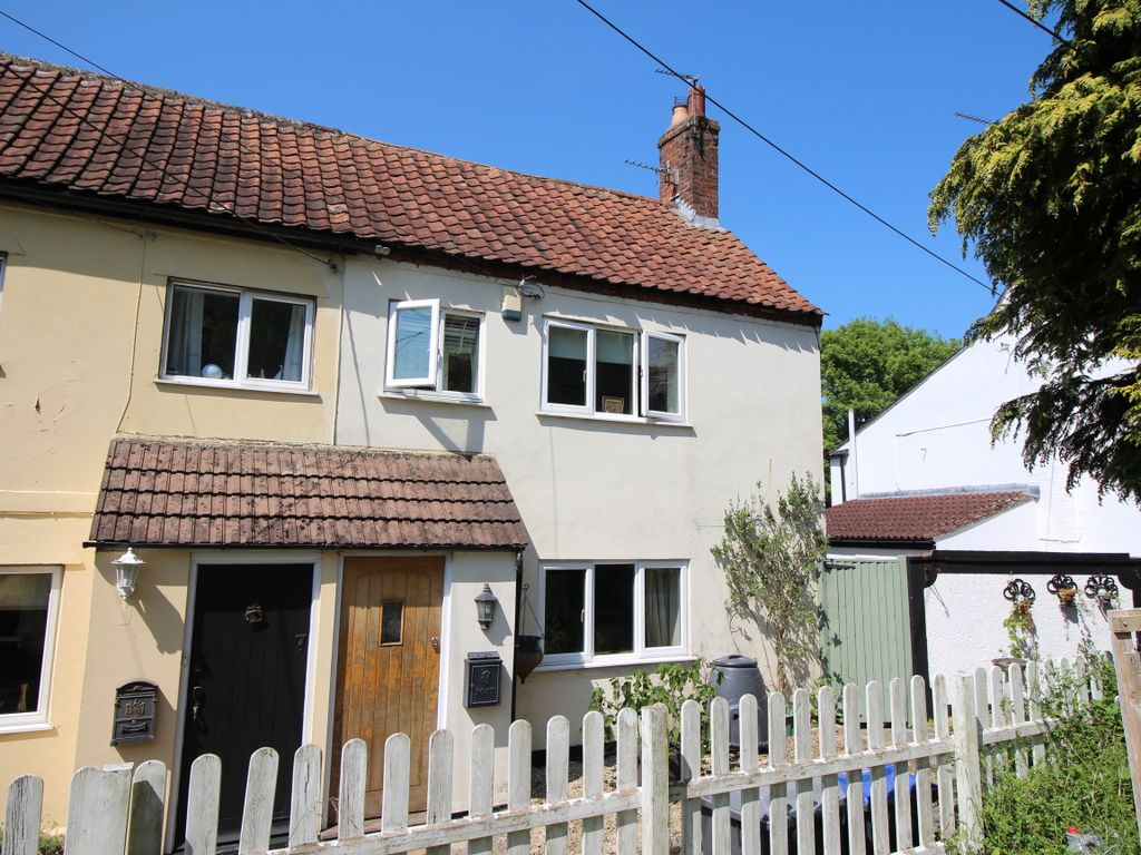 3 bed cottage for sale in Chalford Gardens, Westbury BA13, £250,000