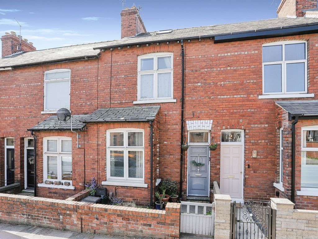 3 bed terraced house for sale in Poppleton Road, York YO26, £325,000