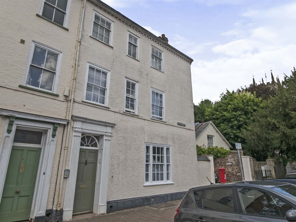 2 bed flat for sale in St. Peter Street, Tiverton EX16, £250,000