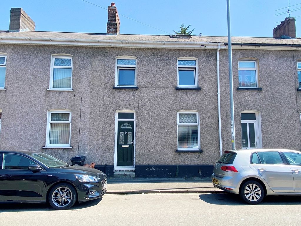 3 bed terraced house for sale in Duckpool Road, Newport NP19, £175,000