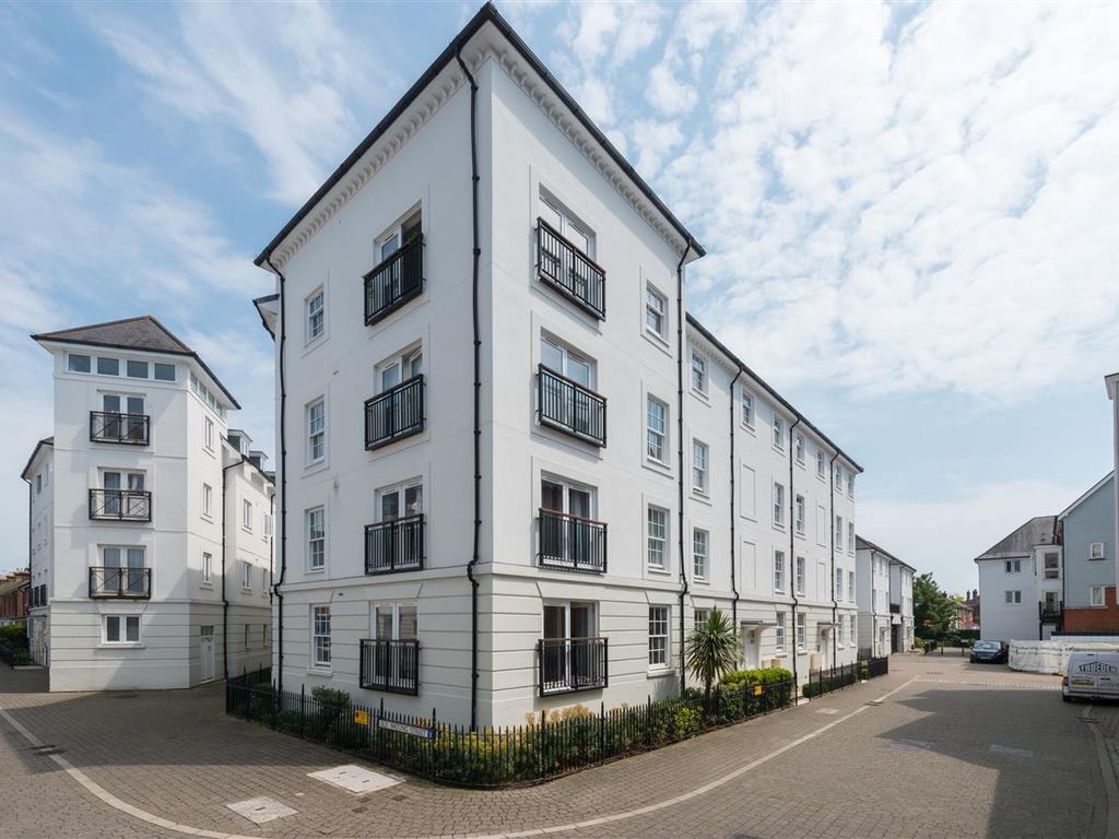 1 bed flat for sale in Old Watling Street, Canterbury CT1, £170,000