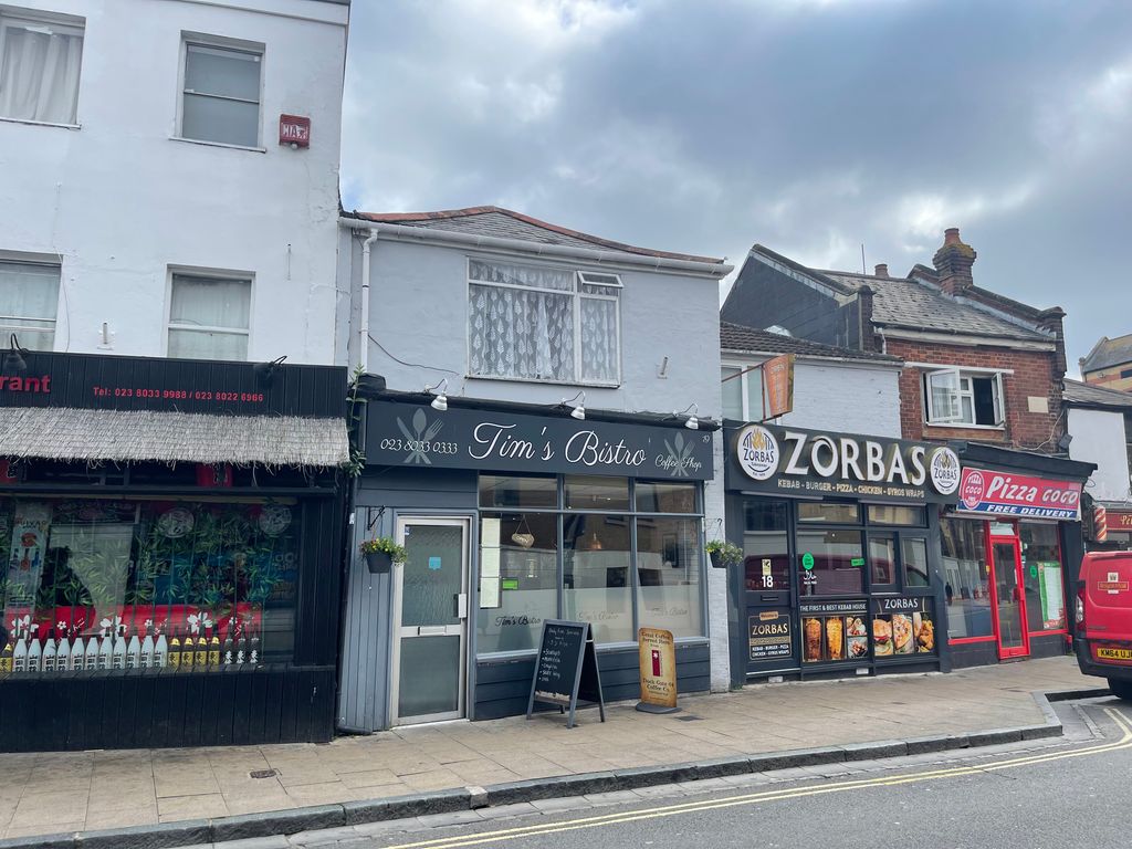 Commercial property for sale in Tim's Bistro, Southampton SO15, £45,000