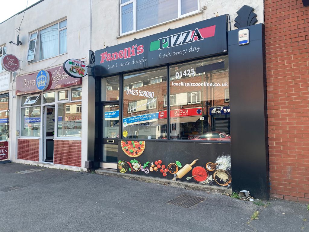 Commercial property for sale in Pizza Takeaway, New Milton BH25, £25,000