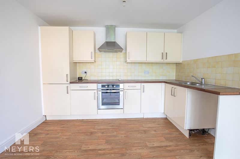 2 bed flat for sale in 20 Twynham Road, Southbourne BH6, £240,000