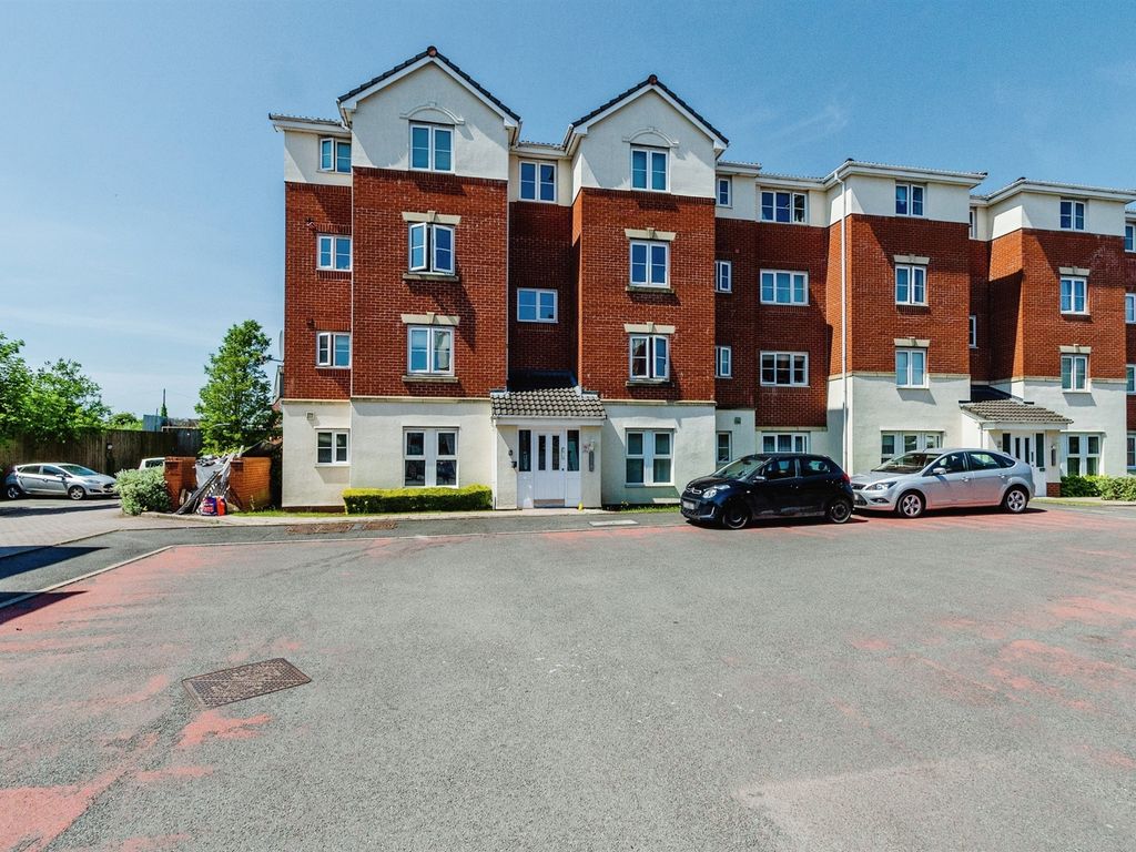 1 bed flat for sale in Thornbury Road, Walsall WS2, £75,000