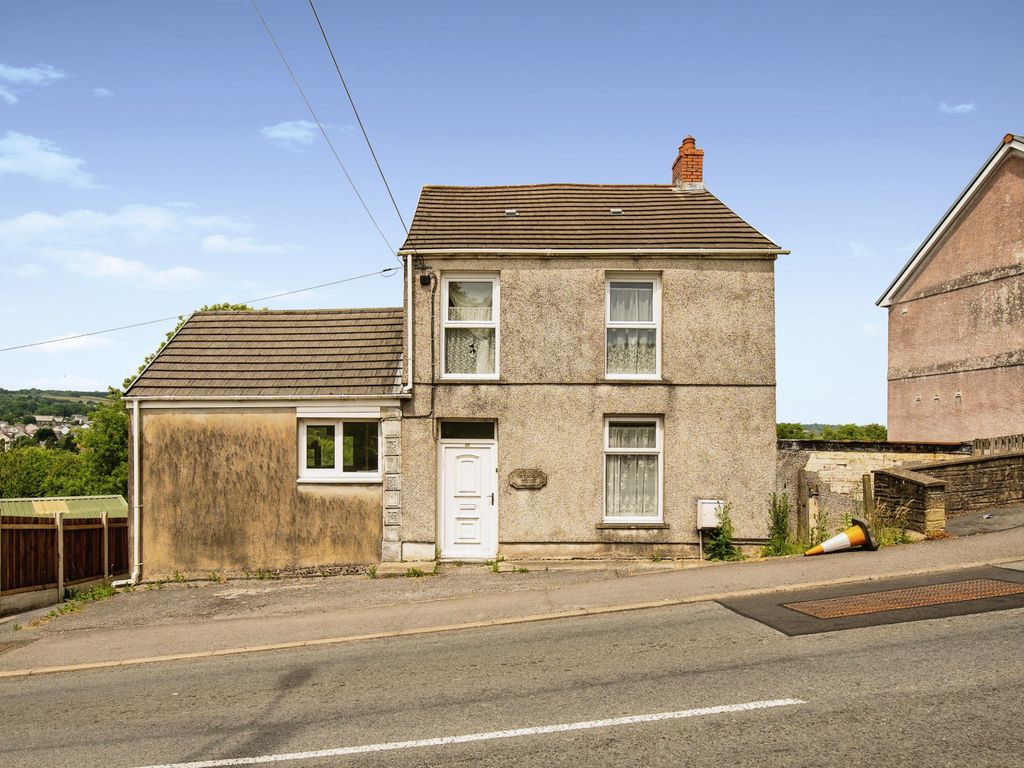 3 bed detached house for sale in Heol Llanelli, Pontyates, Llanelli, Carmarthenshire SA15, £175,000