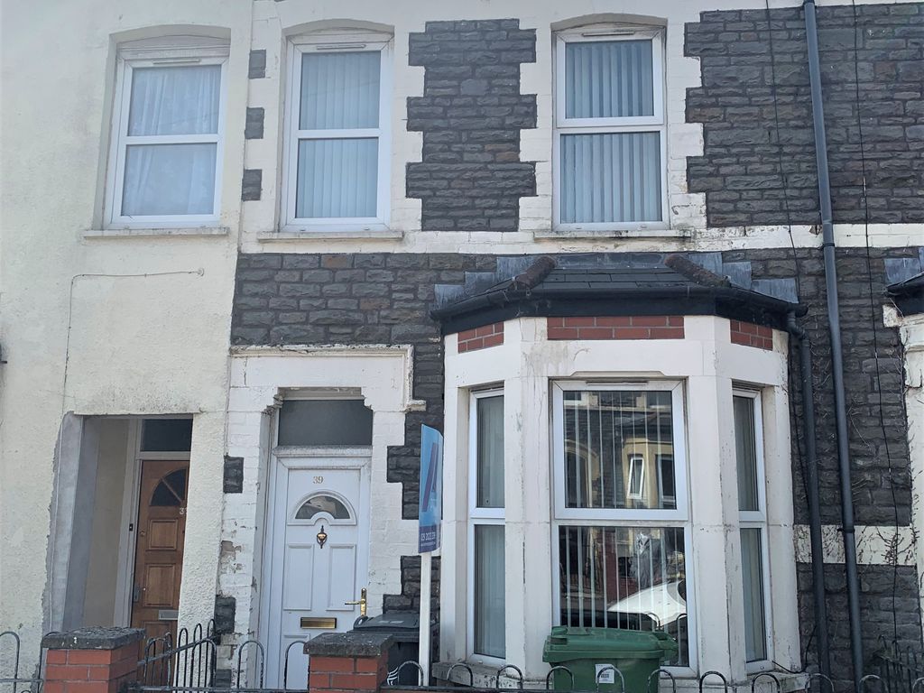 3 bed terraced house for sale in Craddock Street, Cardiff CF11, £235,000