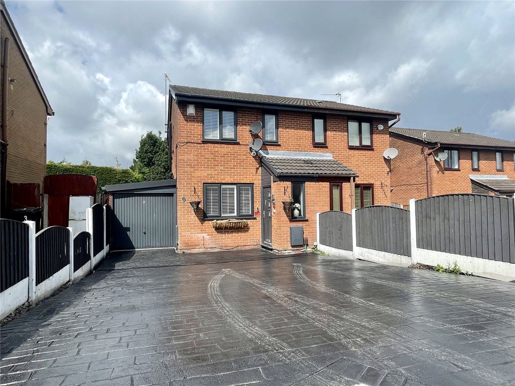 2 bed semi-detached house for sale in Hertfordshire Park Close, Shaw, Oldham, Greater Manchester OL2, £200,000