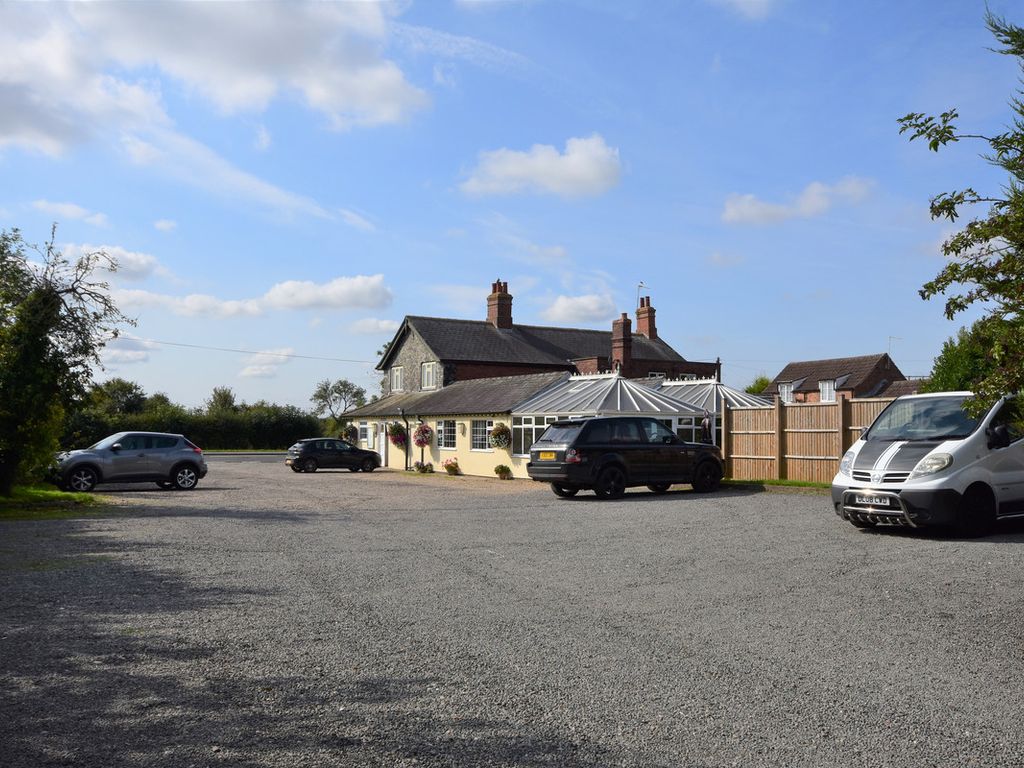 Pub/bar for sale in Main Road, Louth LN11, £750,000