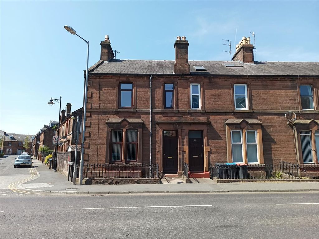3 bed end terrace house for sale in Brooms Road, Dumfries DG1, £125,000