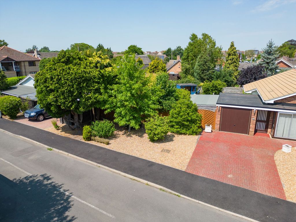 Land for sale in Prentice Close, Longstanton, Cambridge CB24, £65,000