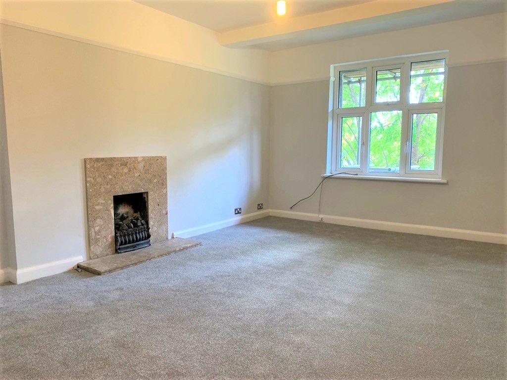 2 bed flat for sale in Thanet House, Coombe Road, Croydon CR0, £199,950