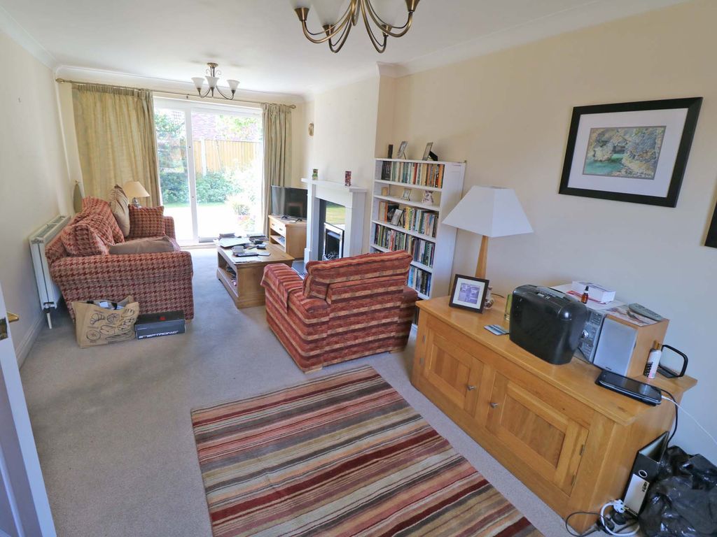 2 bed detached bungalow for sale in Temple Close, Belton, Doncaster DN9, £200,000