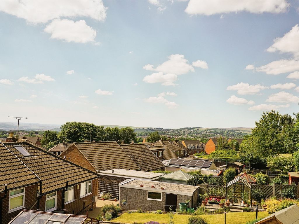 2 bed semi-detached bungalow for sale in Haw Lane, Yeadon, Leeds LS19, £200,000