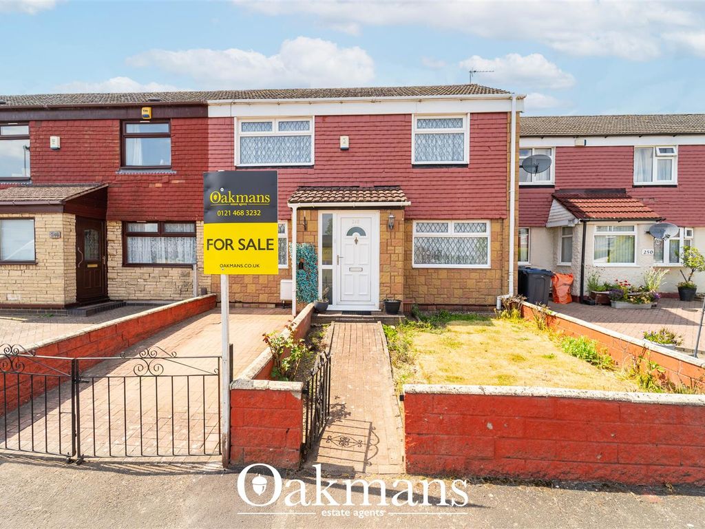 3 bed property for sale in The Roundabout, Northfield, Birmingham B31, £200,000
